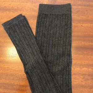 NWOT Make + Model Gray Ribbed Sweater Leggings